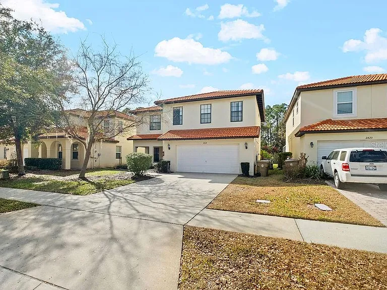 2818 Roccella Ct — Photo 38