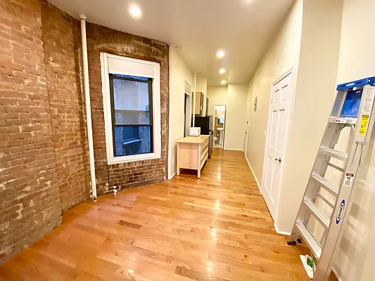 Rented by Highline Residential | media 10