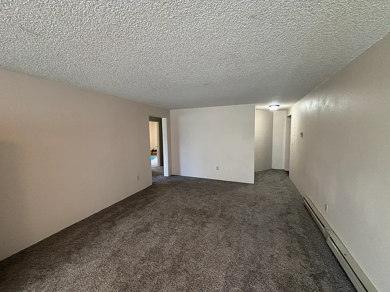 500 NE Maiden Ln #9 — Photo 7