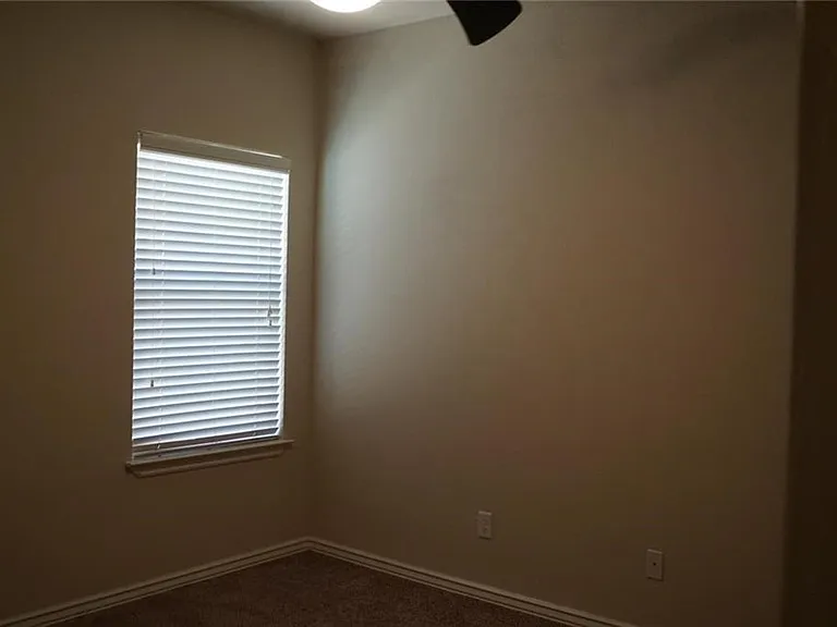 5828 Megan St — Photo 21