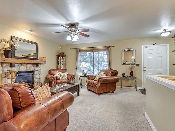 5th image of 5823 N Sagebrook Dr