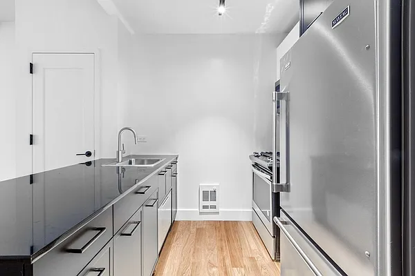 Rented by Pinnacle City Living | media 4