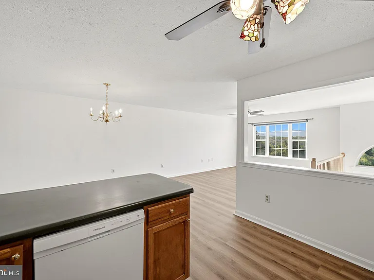 1183 River Bend Ct — Photo 22