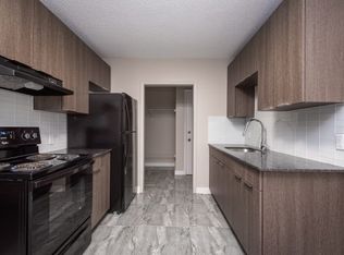 10885 146th St NW, Edmonton, AB T5N 3A8