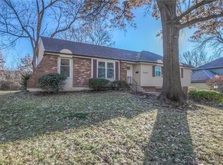 9967 Melrose Dr, Overland Park, KS 66214
