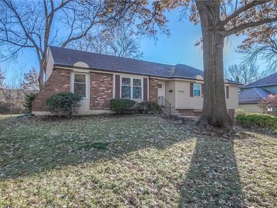 9967 Melrose Dr, Overland Park, KS, 66214