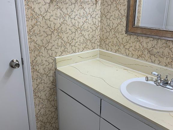 5th image of 210 Village North Dr #210