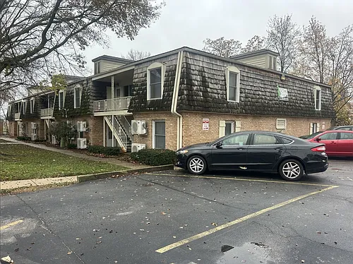 224-240 S Salisbury St Photo 1