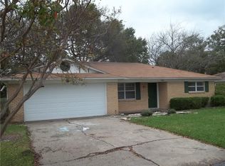 206 Doris Ln, Crandall, TX 75114