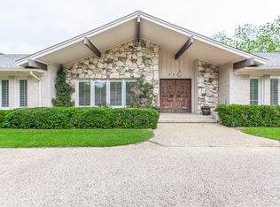 5211 Royal Crest Dr, Dallas, TX 75229