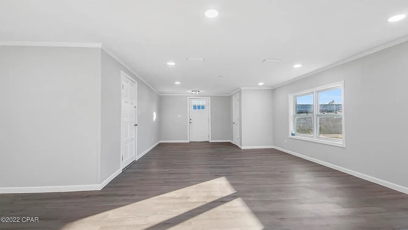 3 bed, 1464 sqft, $2,100 — Photo 4