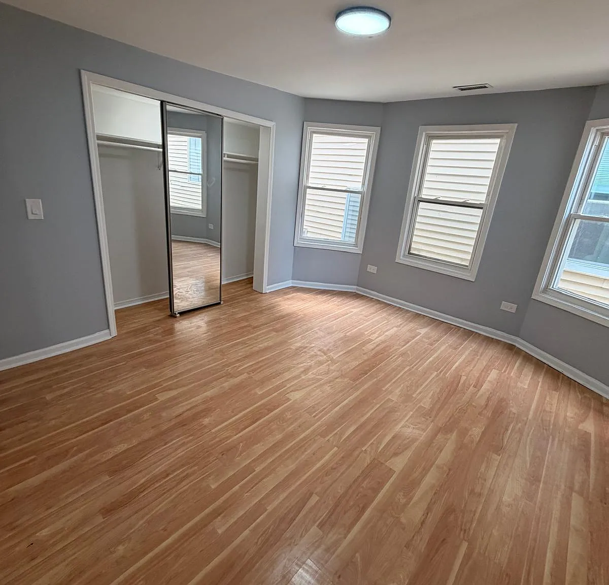 2630 North Central Park Avenue - 2 — Photo 1