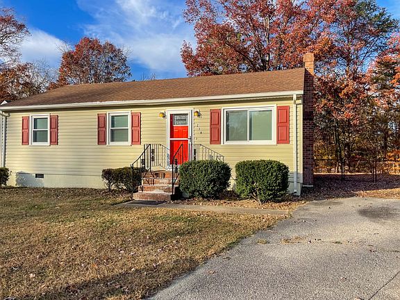 3rd image of 238 Bull Run Dr