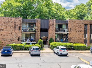 7905 Dassett Ct APT 101, Annandale, VA 22003