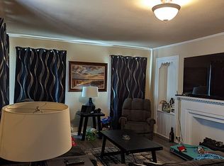 1054 Bismark St, Seguin, TX 78155