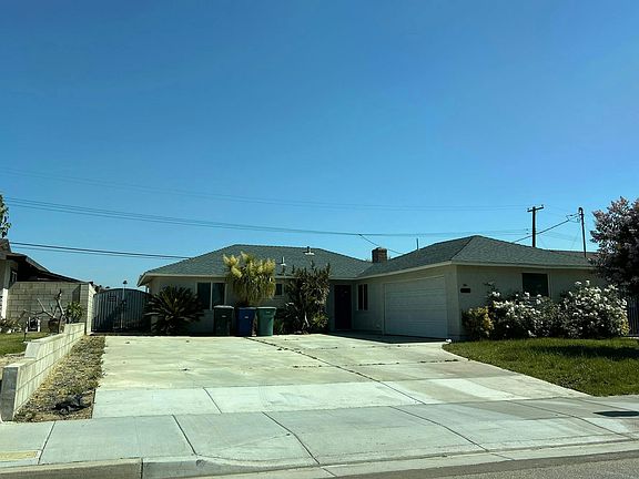 2nd image of 10394 Cochran Ave