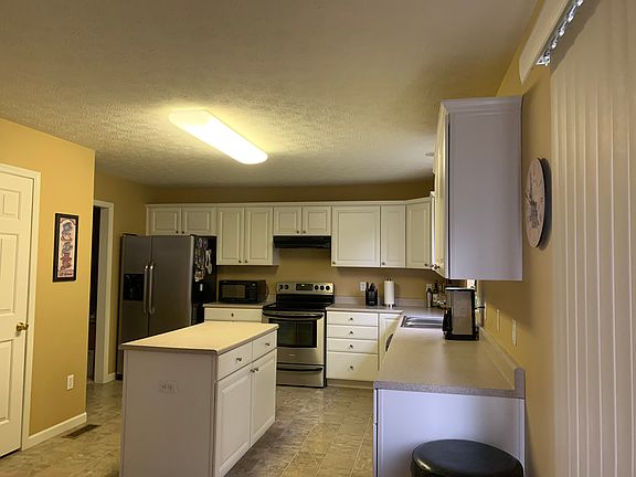 4th image of 35320 Saddle Creek Dr