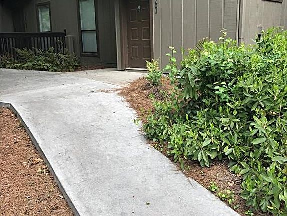 2nd image of 1701 Cumberland Ct SE #1701