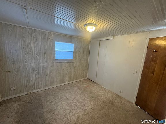 5th image of 2 Montauk Road