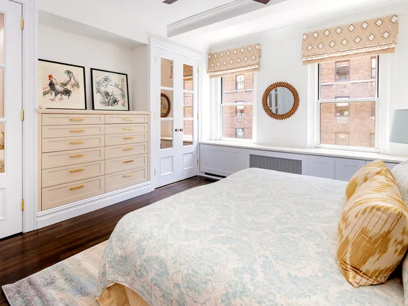 155 East 73rd Street image 4 of 9