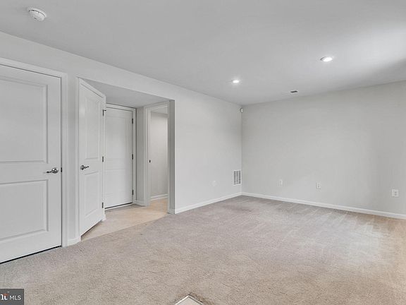 4th image of 9903 Cedarmass Cir