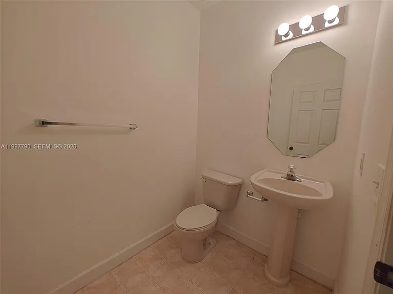 11252 SW 230th Ter #11252 — Photo 9
