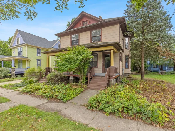 713 W Kalamazoo Ave, Kalamazoo, MI 49007