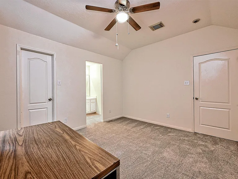 6806 Rhodes Ct — Photo 33
