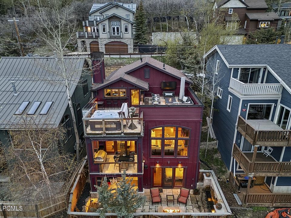1st image of 226 Norfolk Ave