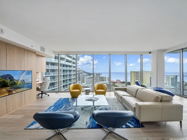 383 Kalaimoku St #3307, Honolulu, HI 96815