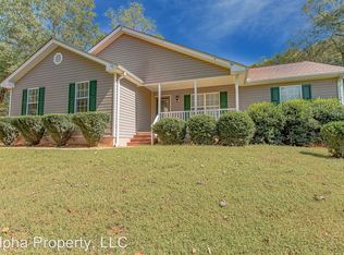 407 Jem Ct, Wellford, SC 29385
