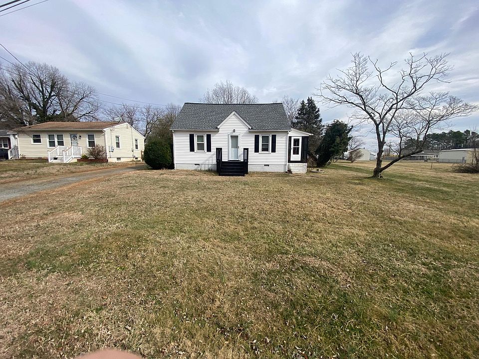 1st image of 113 Mountain Ave