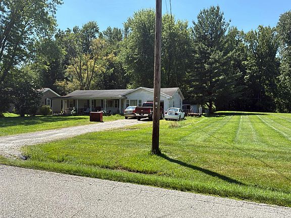 2nd image of 542 S Grange Hall Rd