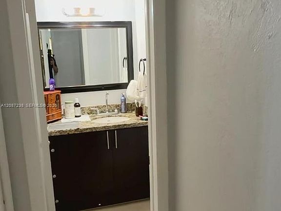 3rd image of 1225 W 35th St APT 2A