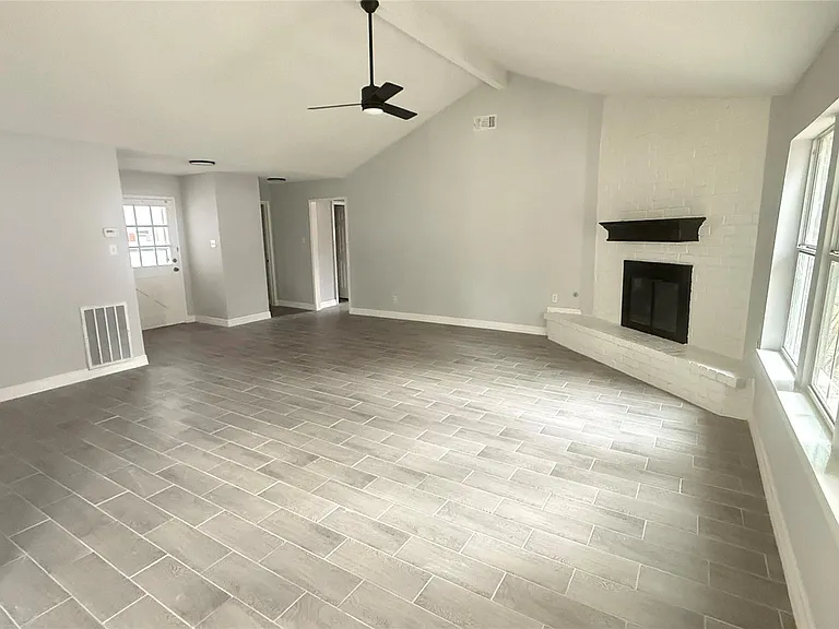 4202 Junker St — Photo 4