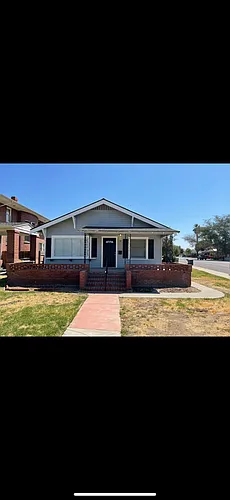 10 Heinlen St Photo 1