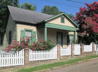 209 4th St N, Columbus, MS 39701