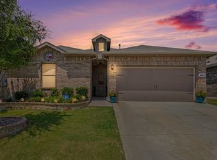8621 Willowsun Way, Fort Worth, TX 76131