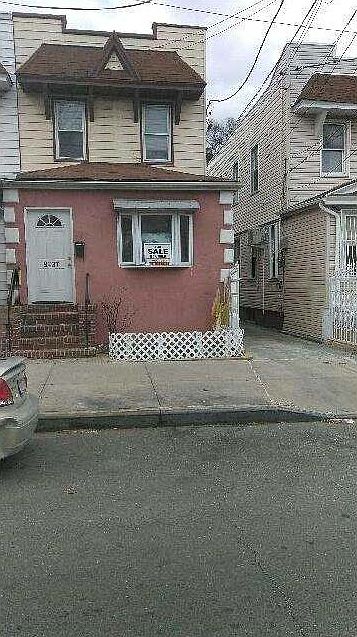 1st image of 9237 168th Pl