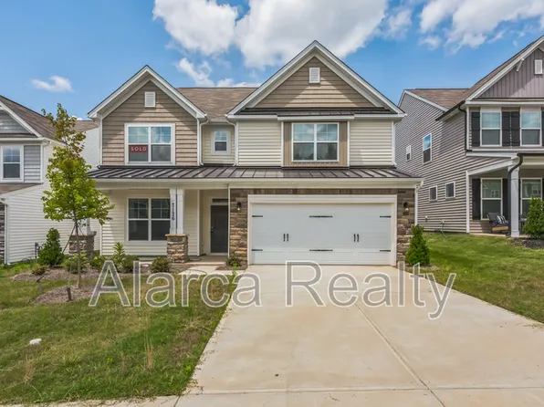 7126 Fauna Dr, Charlotte, NC 28215