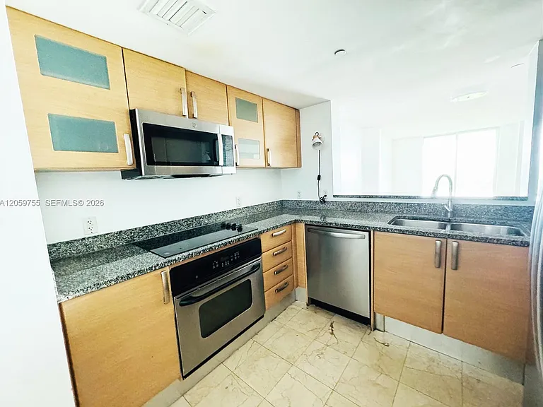 2101 Brickell Ave #801 — Photo 5