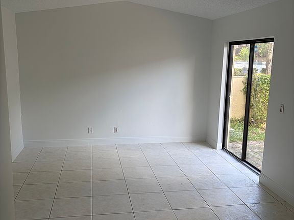 5th image of 17317 NW 63rd Ave