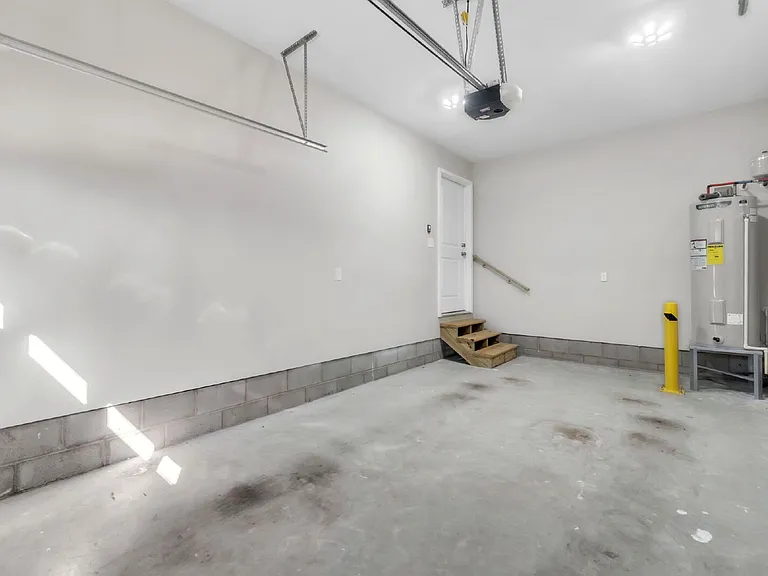 253 Woodruff St — Photo 23