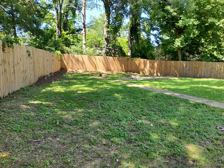 2076 Willow Wood Ave — Photo 16