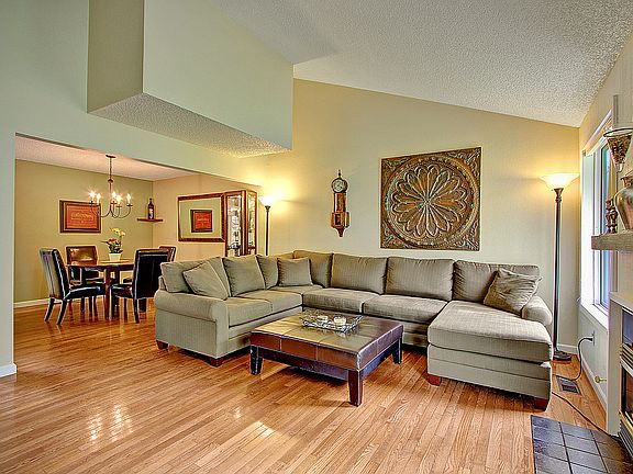 4th image of 2547 174th Ave NE