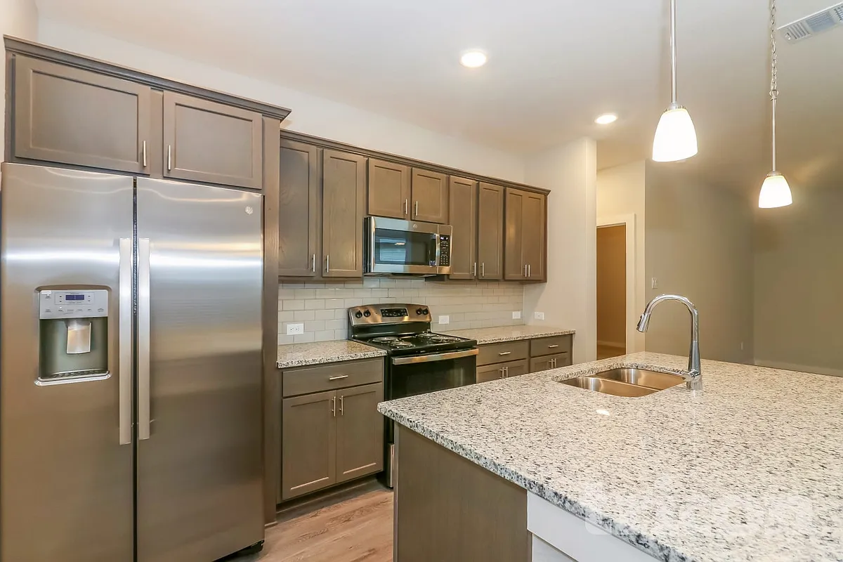 Building Photo - 2350 Bailey Fields Ln