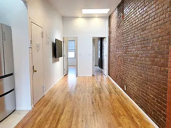 Rented by Best Apartments North Inc