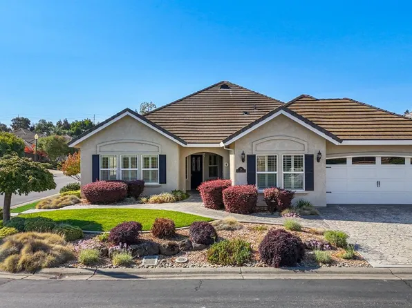 24 River Pointe Cir, Lodi, CA 95240