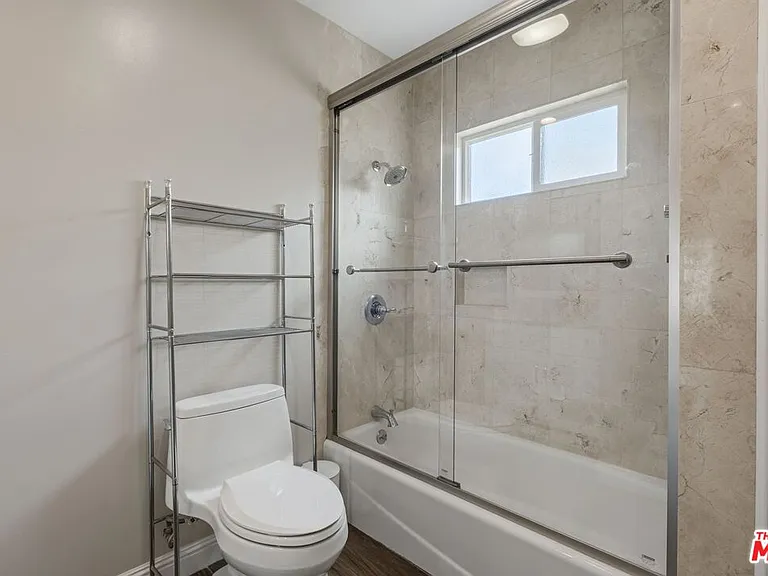 4043 Harter Ave — Photo 12
