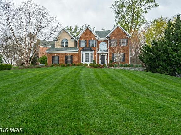 2nd image of 2057 Hillside Dr